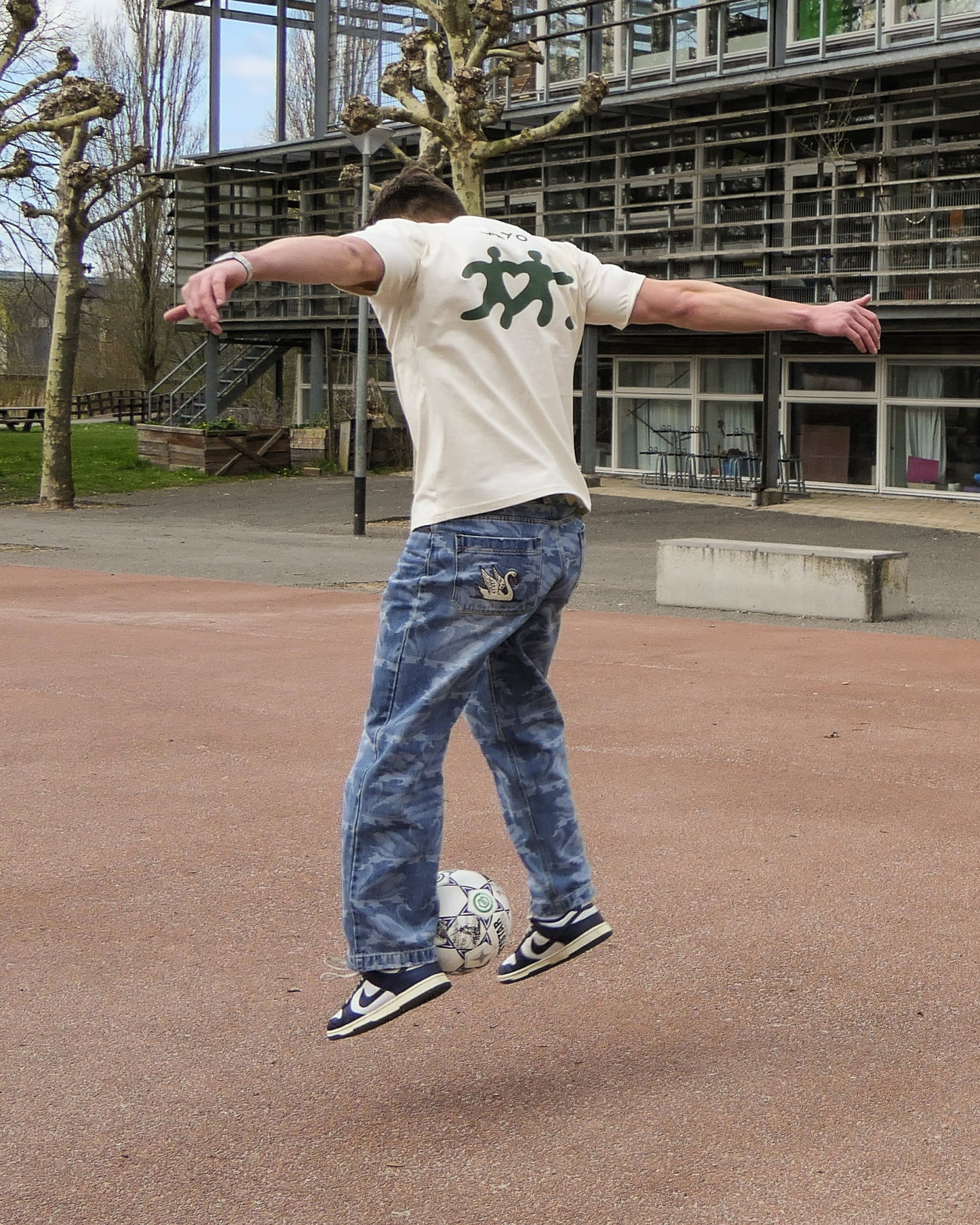 Ballie Tee - Ecru